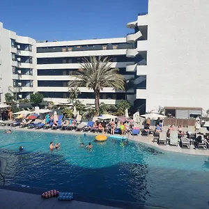 Luxury With Pool View Aparthotel
